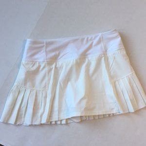 ✨White Tennis/Golf Skirt ✨